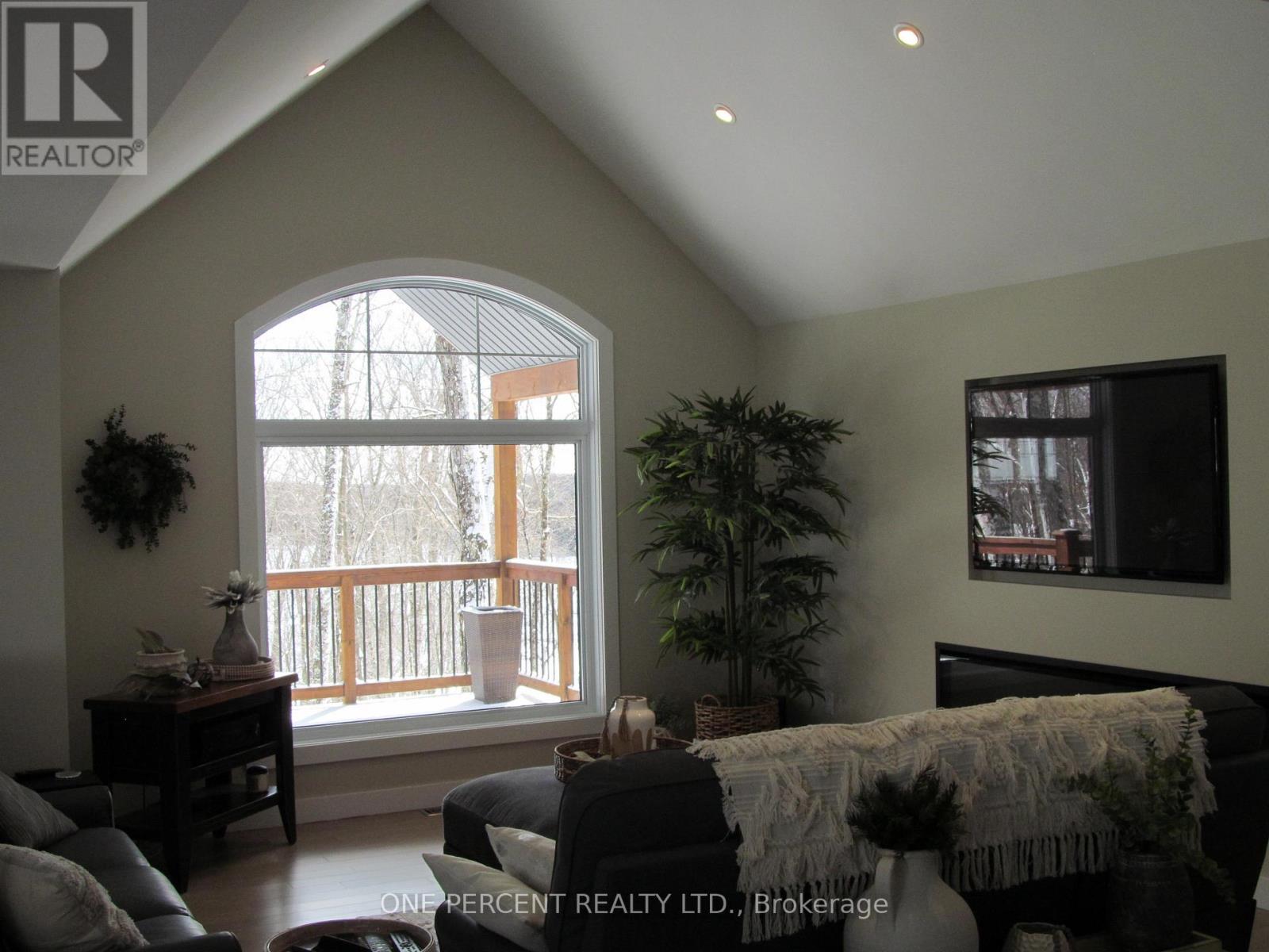 1333 Walker Lake Drive, Lake Of Bays (Sinclair), Ontario  P1H 2J6 - Photo 15 - X12917494