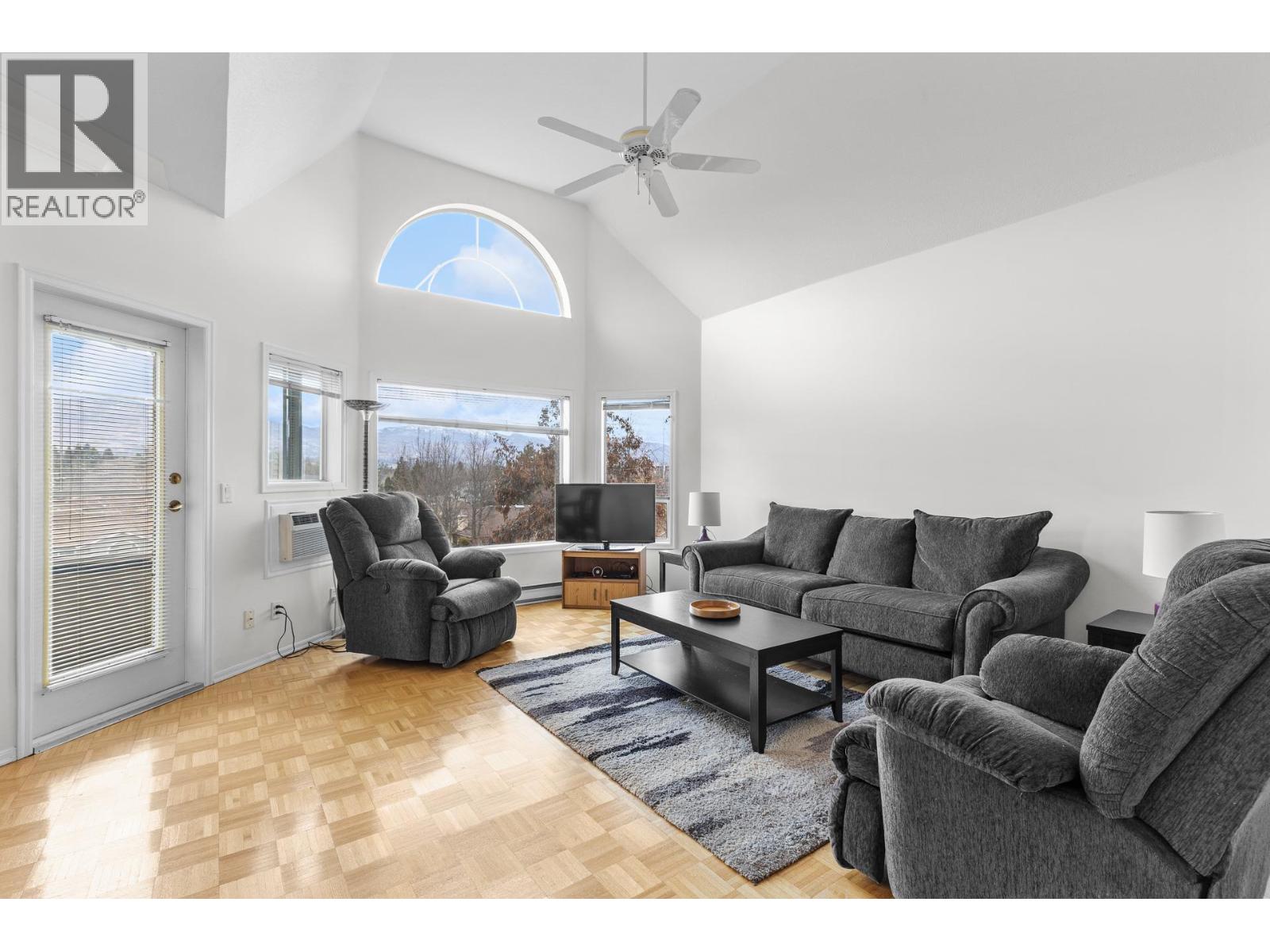 877 Klo Road Unit# 306, Kelowna, British Columbia  V1Y 9R1 - Photo 3 - 10379764