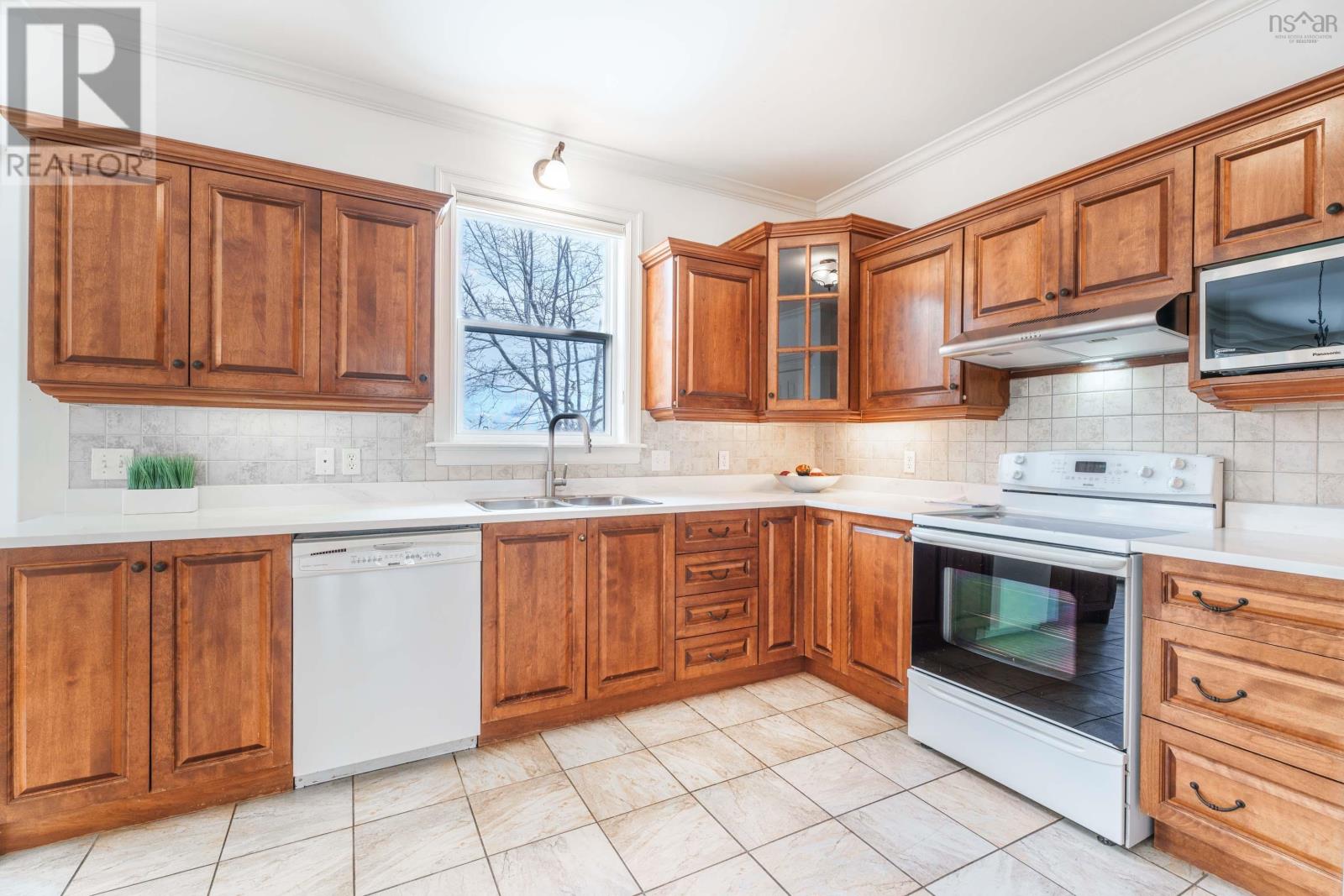 15 Kingsbury Way, Bedford, Nova Scotia  B4A 4M5 - Photo 10 - 202604724