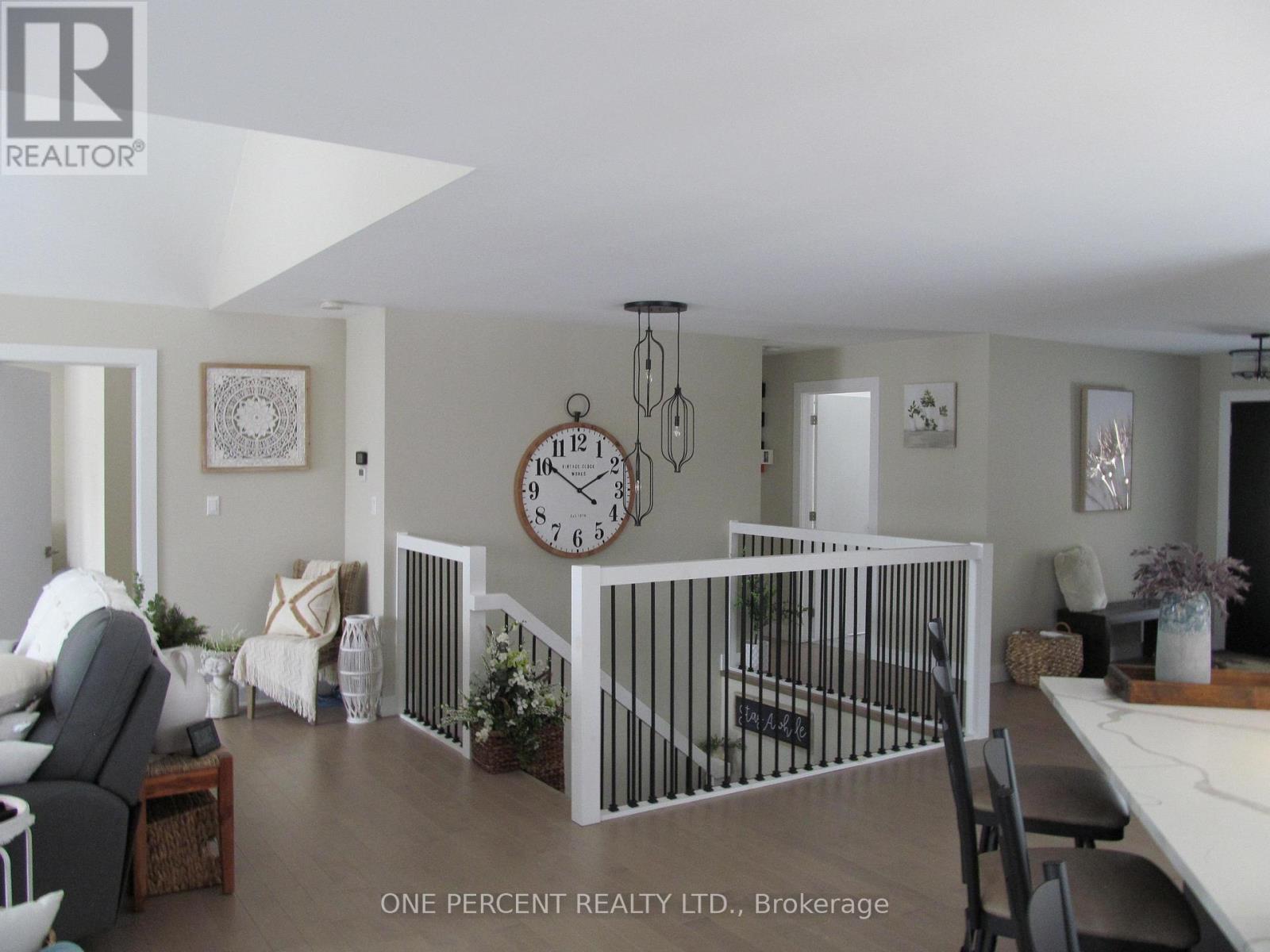 1333 Walker Lake Drive, Lake Of Bays (Sinclair), Ontario  P1H 2J6 - Photo 12 - X12917494