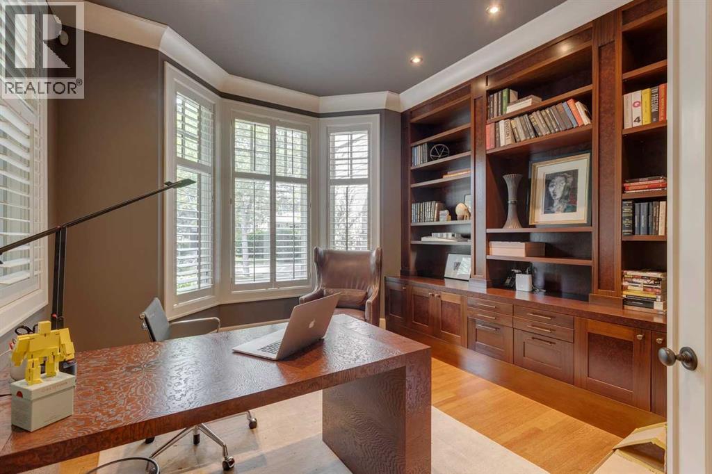 2704 Montcalm Crescent Sw, Calgary, Alberta  T2T 3M6 - Photo 11 - A2295613