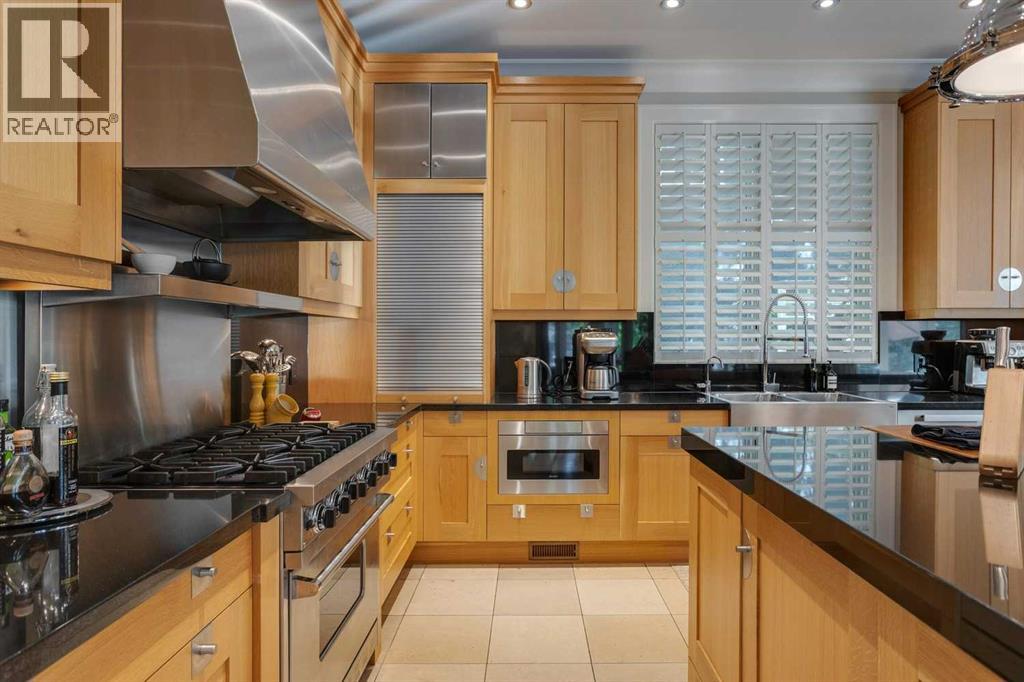 2704 Montcalm Crescent Sw, Calgary, Alberta  T2T 3M6 - Photo 15 - A2295613