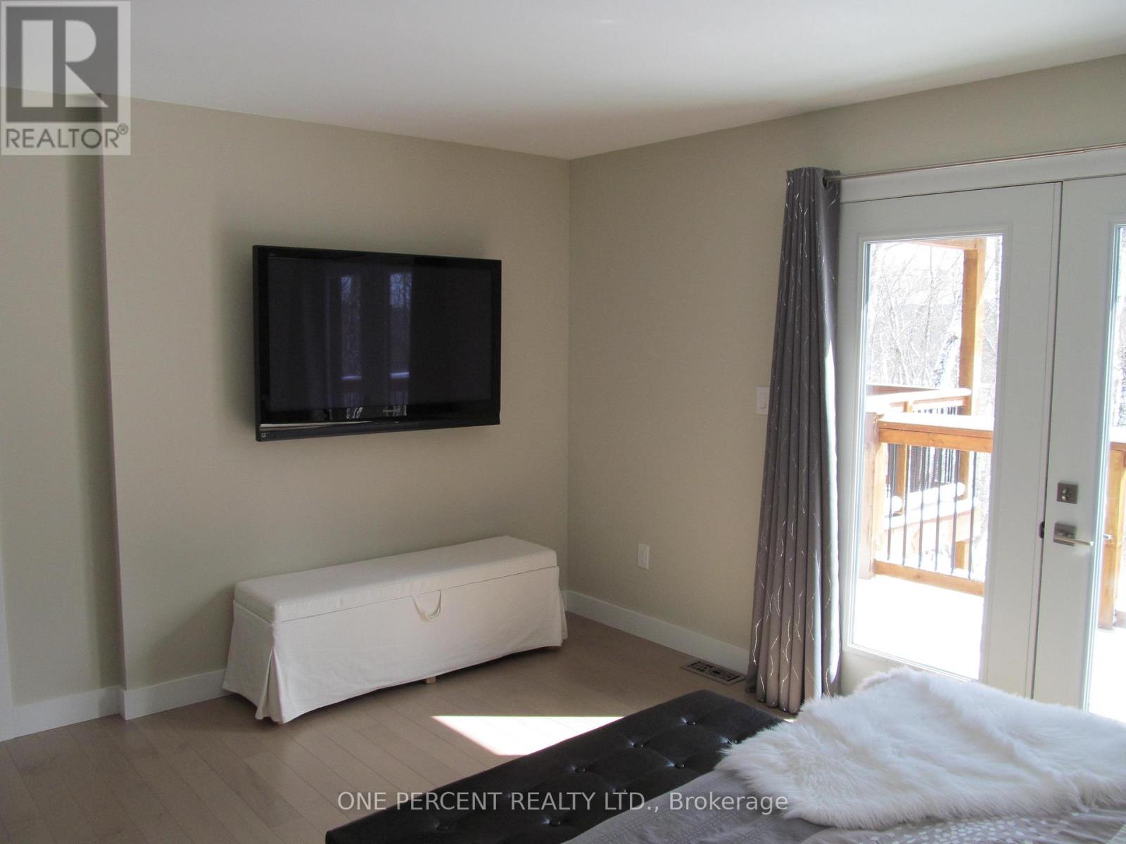 1333 Walker Lake Drive, Lake Of Bays (Sinclair), Ontario  P1H 2J6 - Photo 21 - X12917494