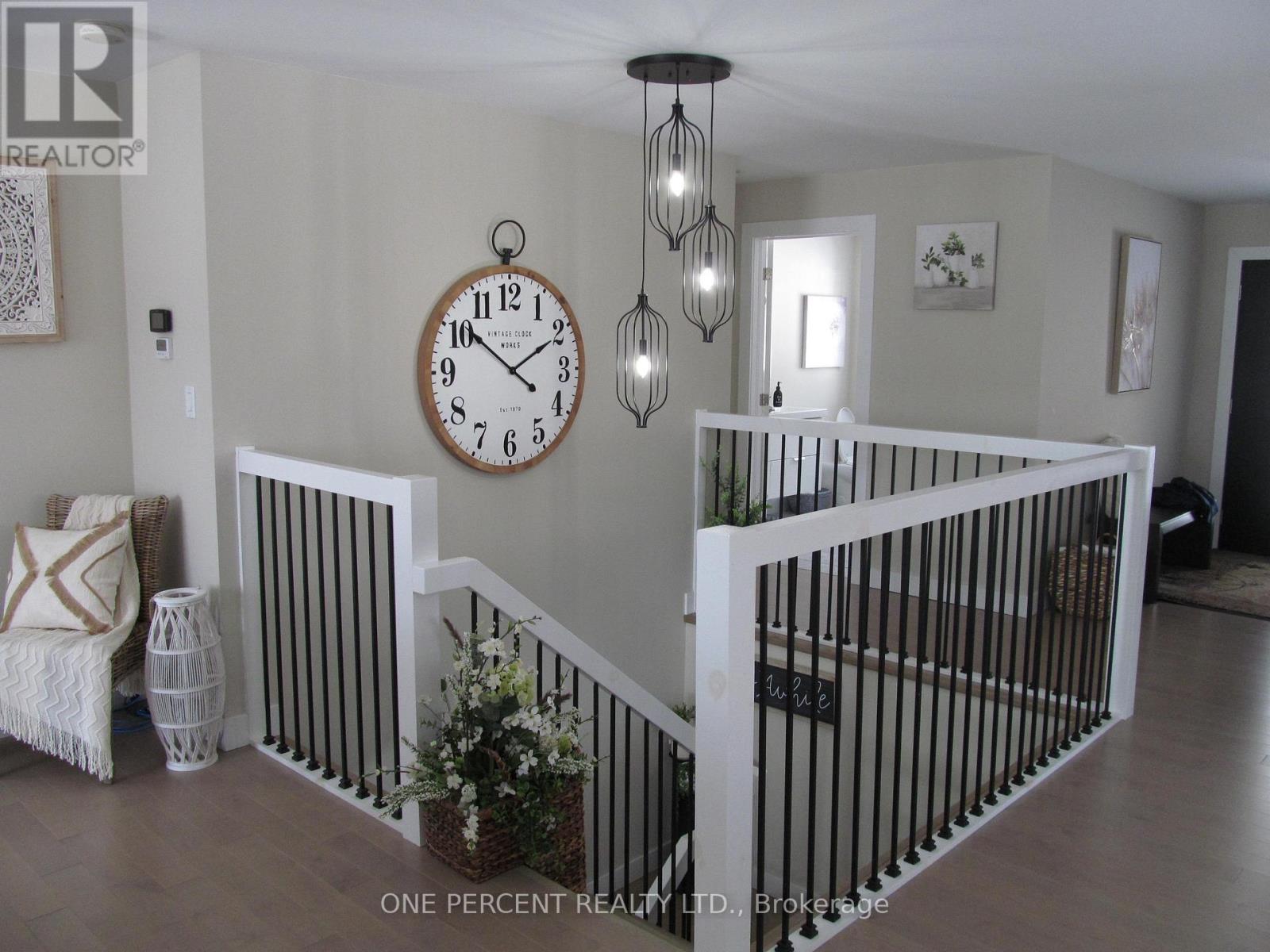 1333 Walker Lake Drive, Lake Of Bays (Sinclair), Ontario  P1H 2J6 - Photo 16 - X12917494