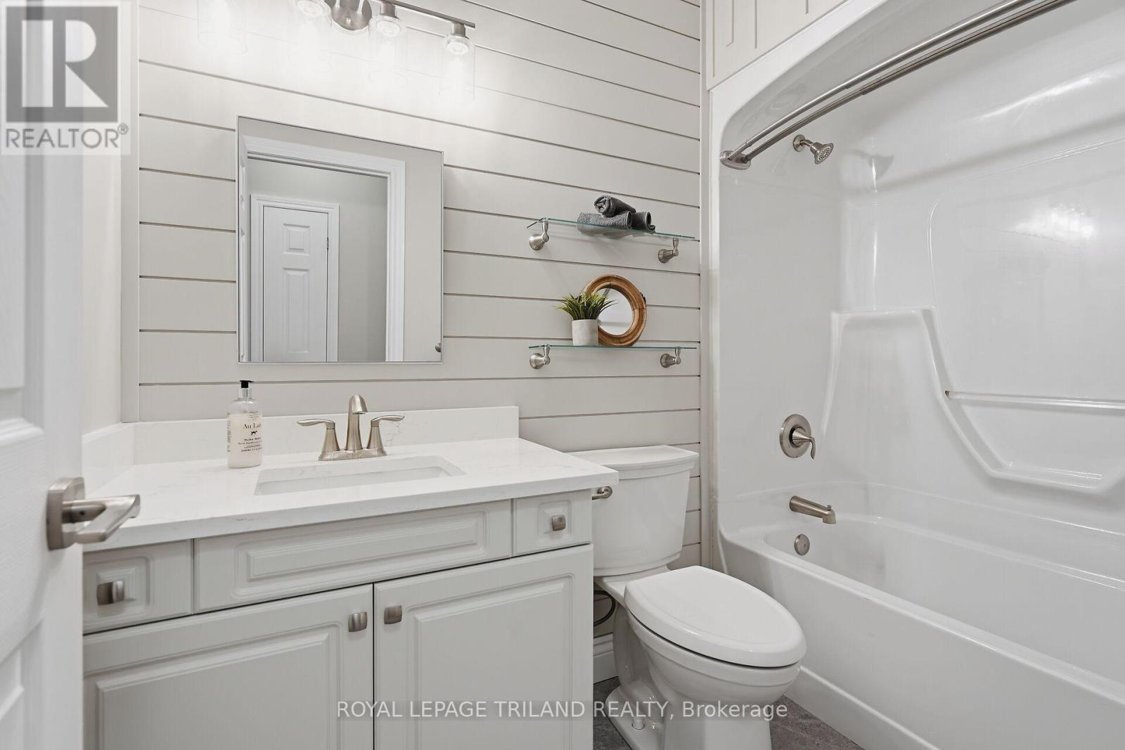 1 - 6 Cadeau Terrace, London South, Ontario  N6K 4W6 - Photo 25 - X12928260