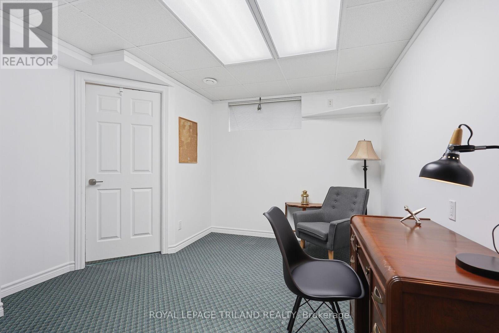 1 - 6 Cadeau Terrace, London South, Ontario  N6K 4W6 - Photo 34 - X12928260