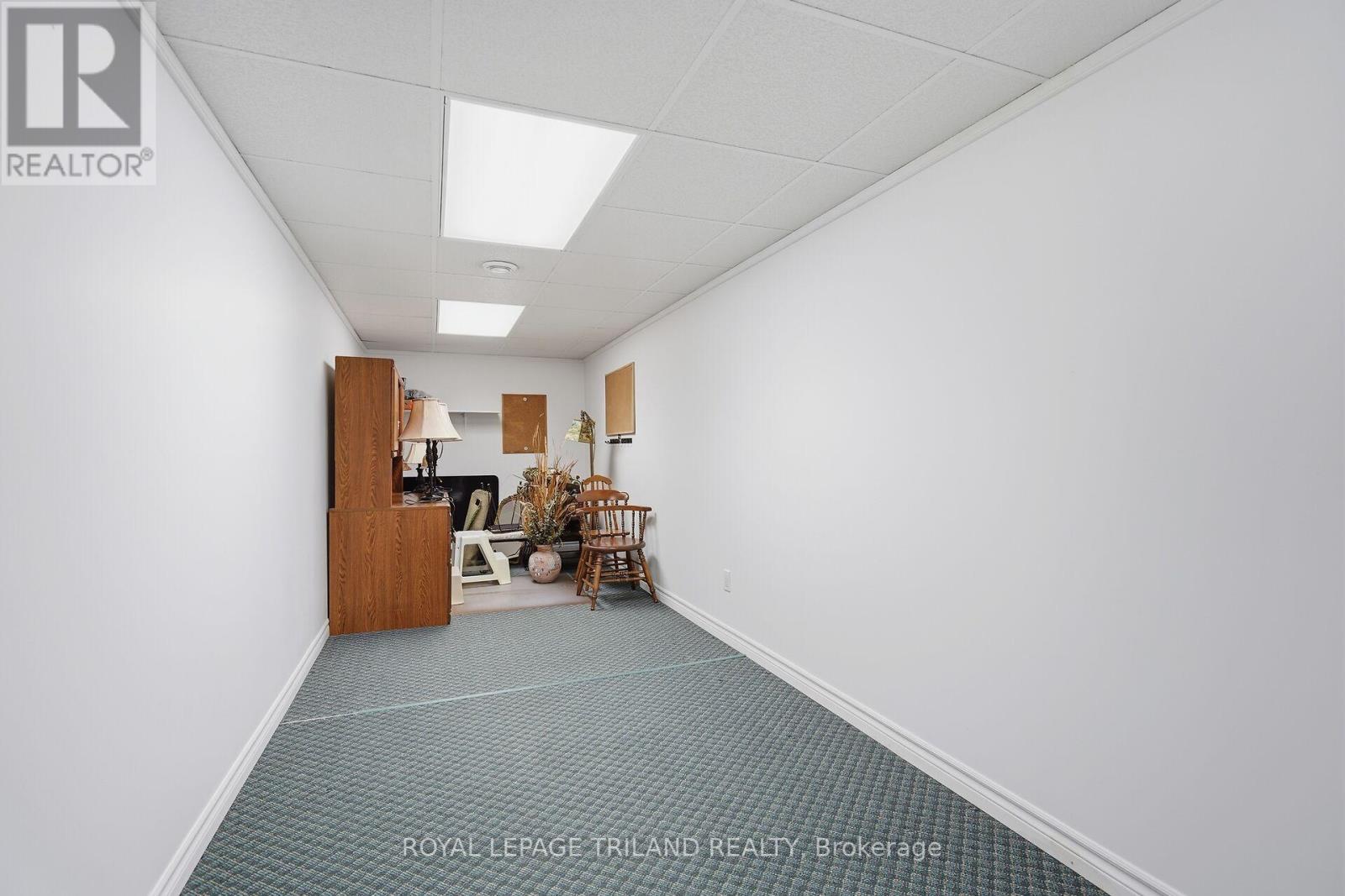 1 - 6 Cadeau Terrace, London South, Ontario  N6K 4W6 - Photo 36 - X12928260