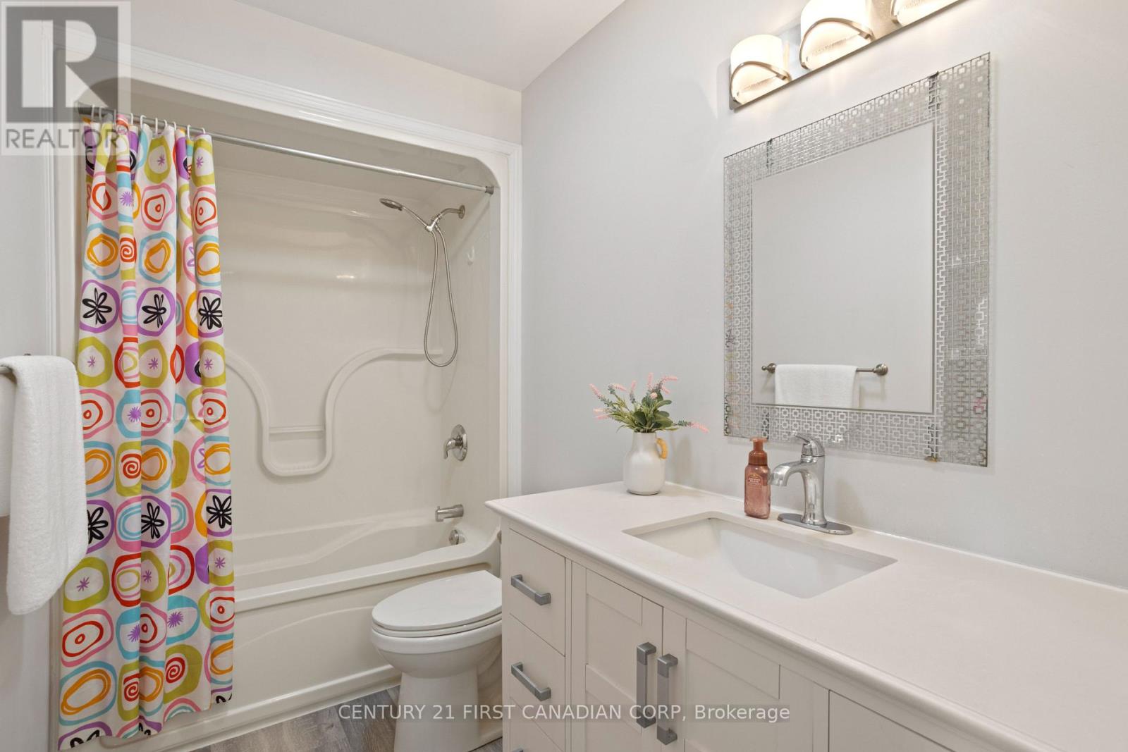 Photo 25 of 31 for 37 - 1921 Father Dalton Avenue