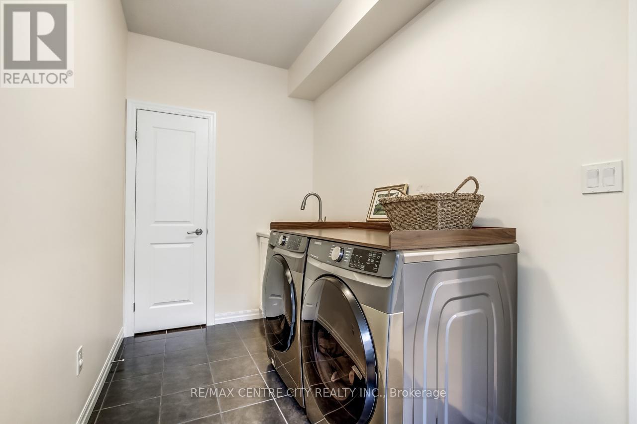 8 Redhaven Lane, St. Thomas, Ontario  N5R 0K2 - Photo 17 - X12928358