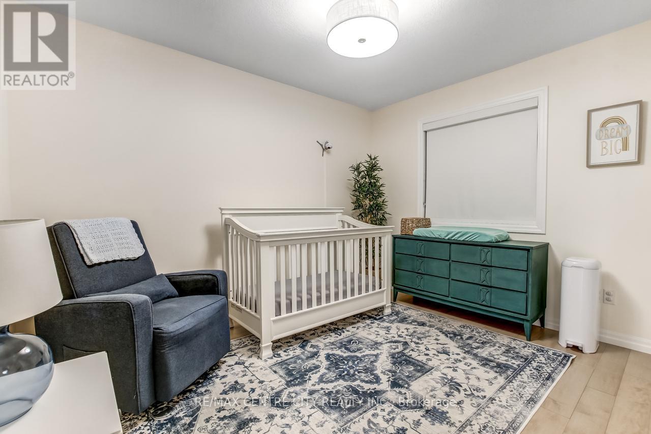 8 Redhaven Lane, St. Thomas, Ontario  N5R 0K2 - Photo 24 - X12928358