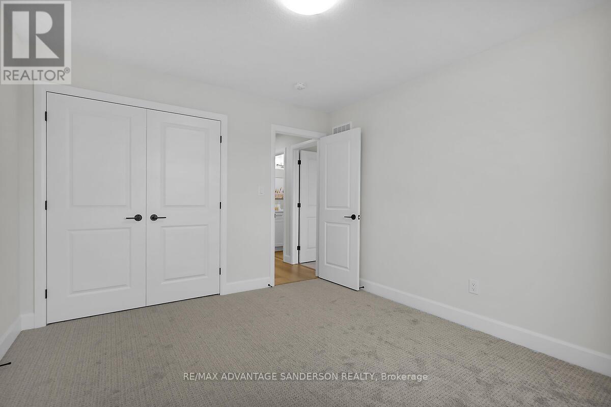 195 Bowman Drive, Middlesex Centre, Ontario  N0M 2A0 - Photo 33 - X12928410