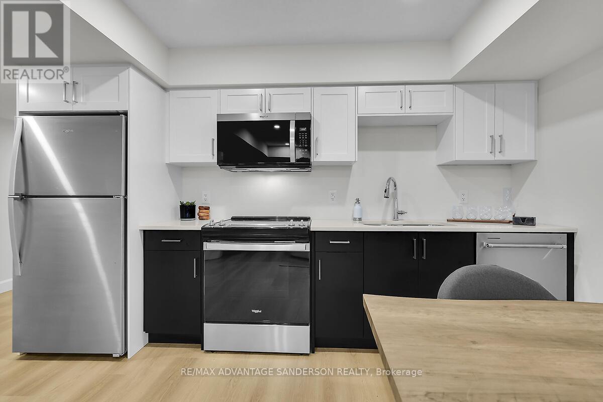 195 Bowman Drive, Middlesex Centre, Ontario  N0M 2A0 - Photo 42 - X12928410