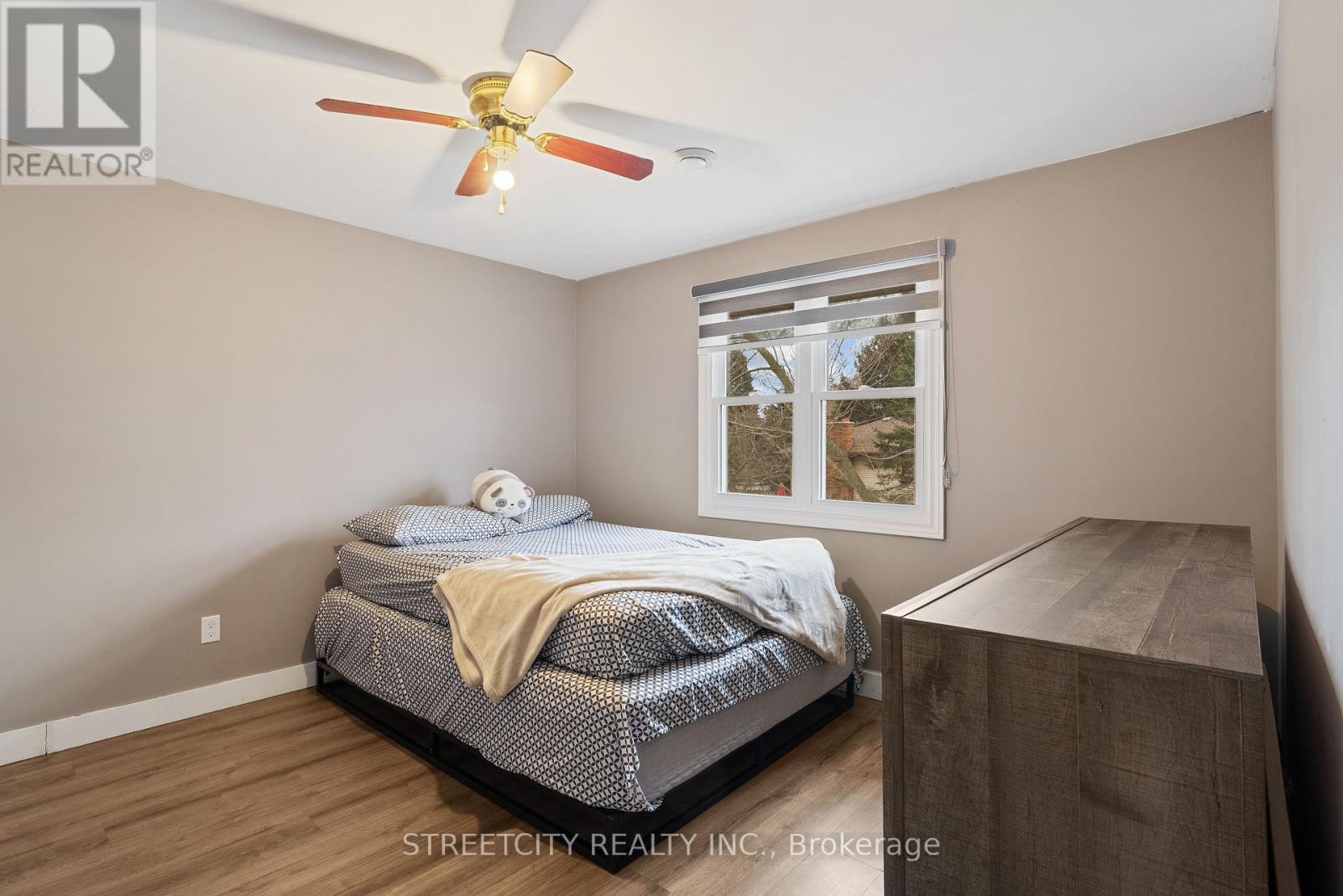 190 Spence Drive, Strathroy-Caradoc, Ontario  N7G 3T5 - Photo 16 - X12928480