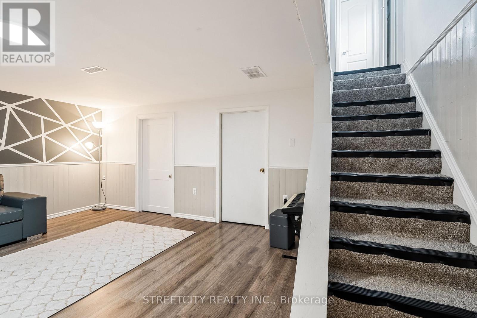 190 Spence Drive, Strathroy-Caradoc, Ontario  N7G 3T5 - Photo 30 - X12928480