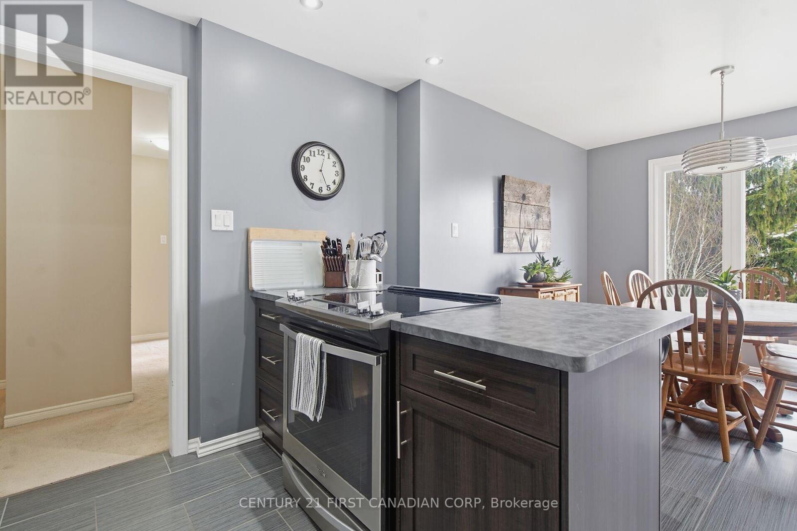 87 Grieve Place, London South, Ontario  N6E 3C9 - Photo 10 - X12928584