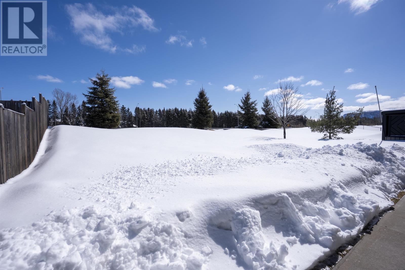 216 Cougar Cres, Thunder Bay, Ontario  P7C 0B2 - Photo 40 - TB2600549