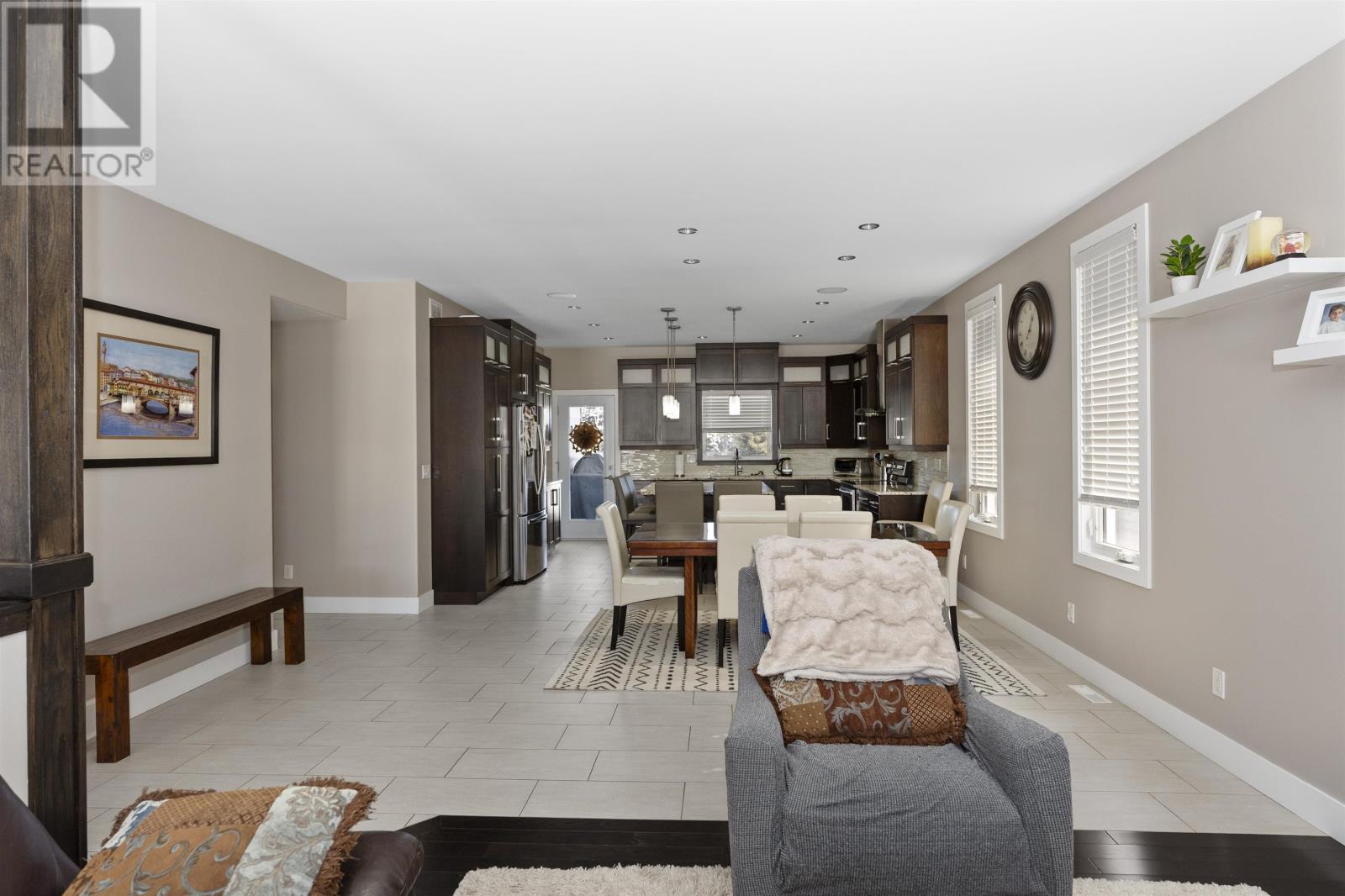 216 Cougar Cres, Thunder Bay, Ontario  P7C 0B2 - Photo 8 - TB2600549