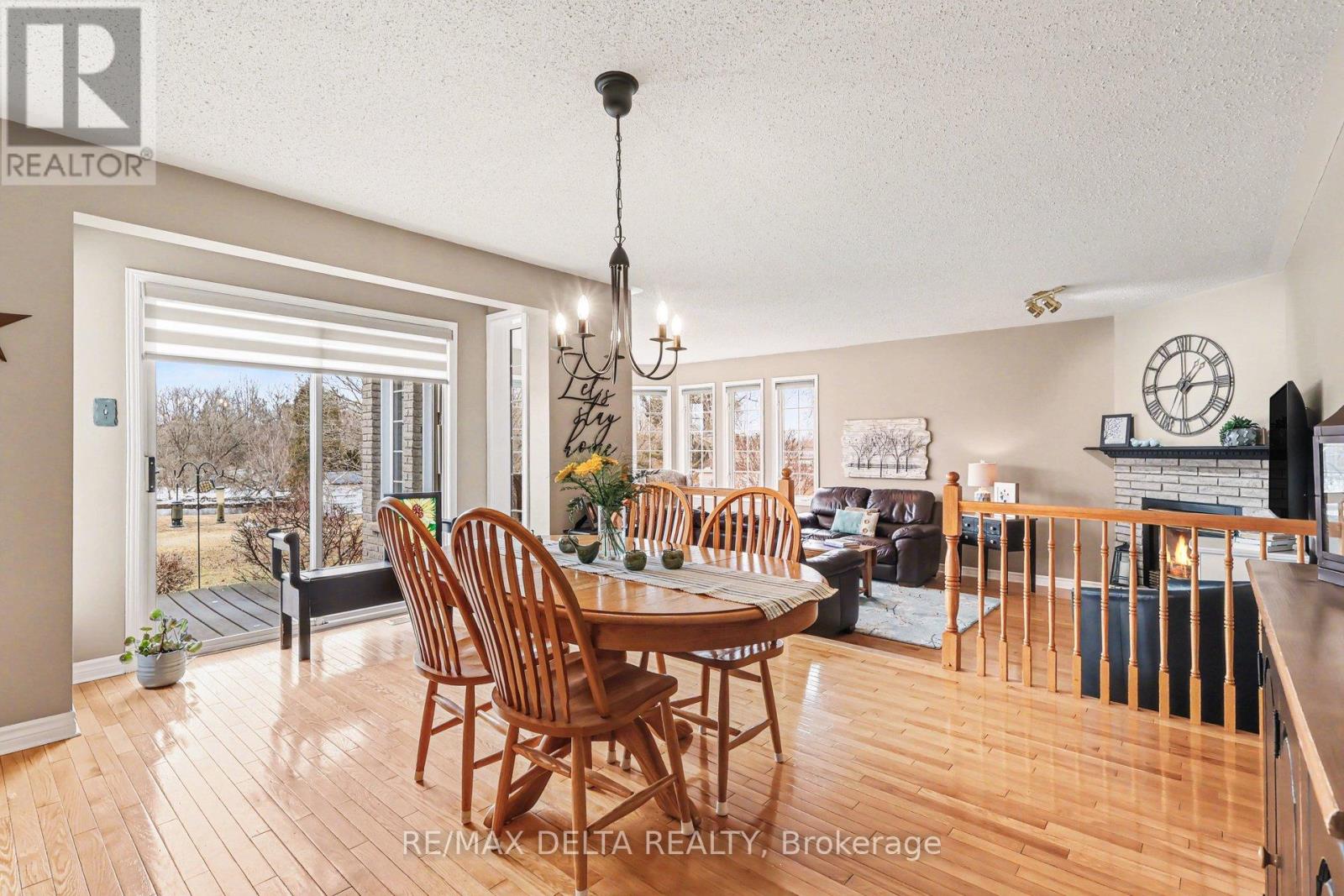 10532 Main Street, North Dundas, Ontario  K0E 1W0 - Photo 13 - X12928280