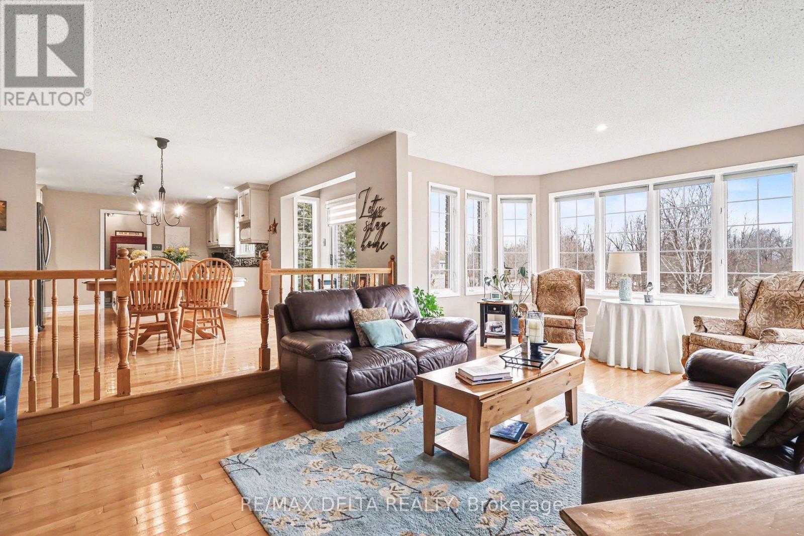 10532 Main Street, North Dundas, Ontario  K0E 1W0 - Photo 20 - X12928280