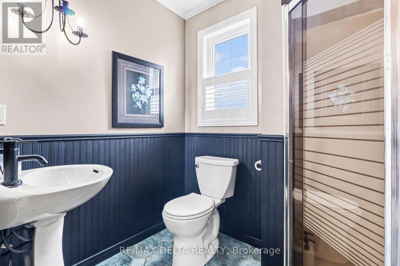 10532 Main Street, North Dundas, Ontario  K0E 1W0 - Photo 24 - X12928280