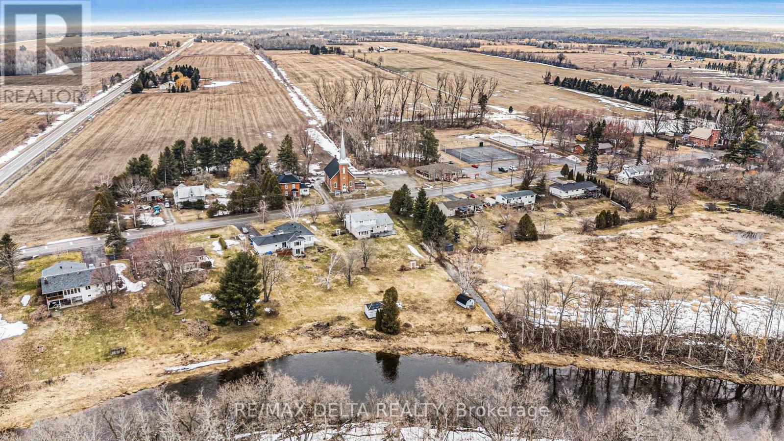 10532 Main Street, North Dundas, Ontario  K0E 1W0 - Photo 38 - X12928280