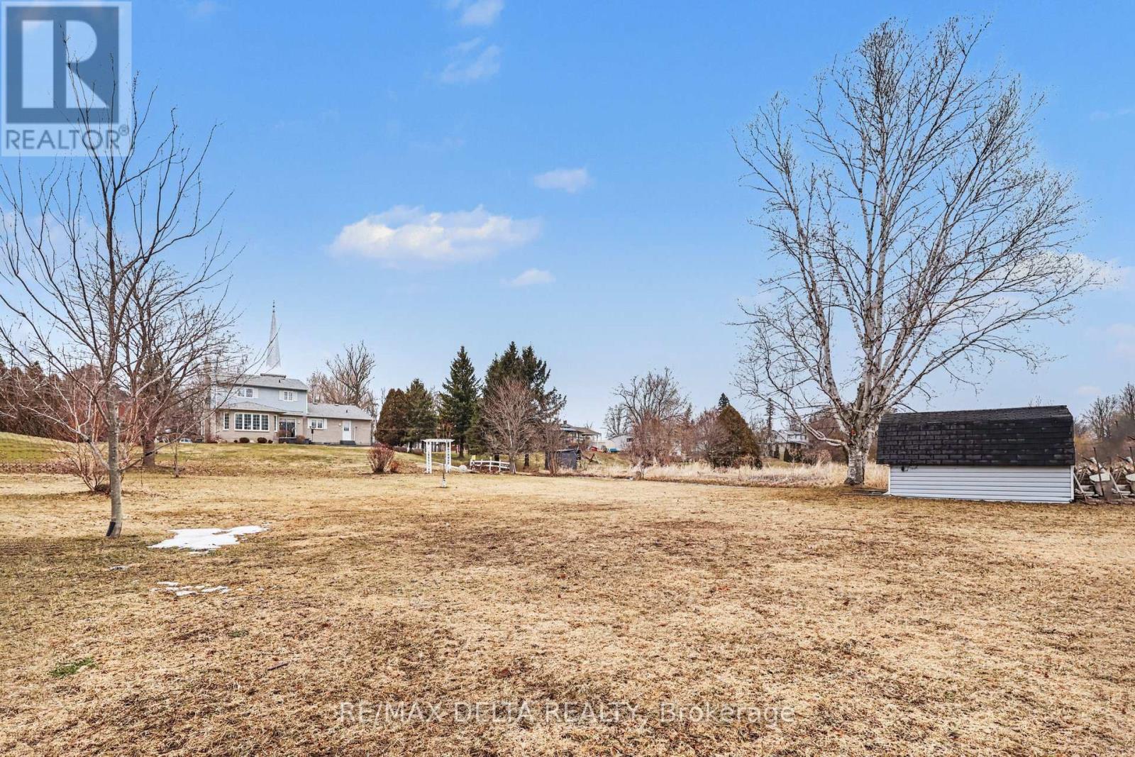 10532 Main Street, North Dundas, Ontario  K0E 1W0 - Photo 40 - X12928280