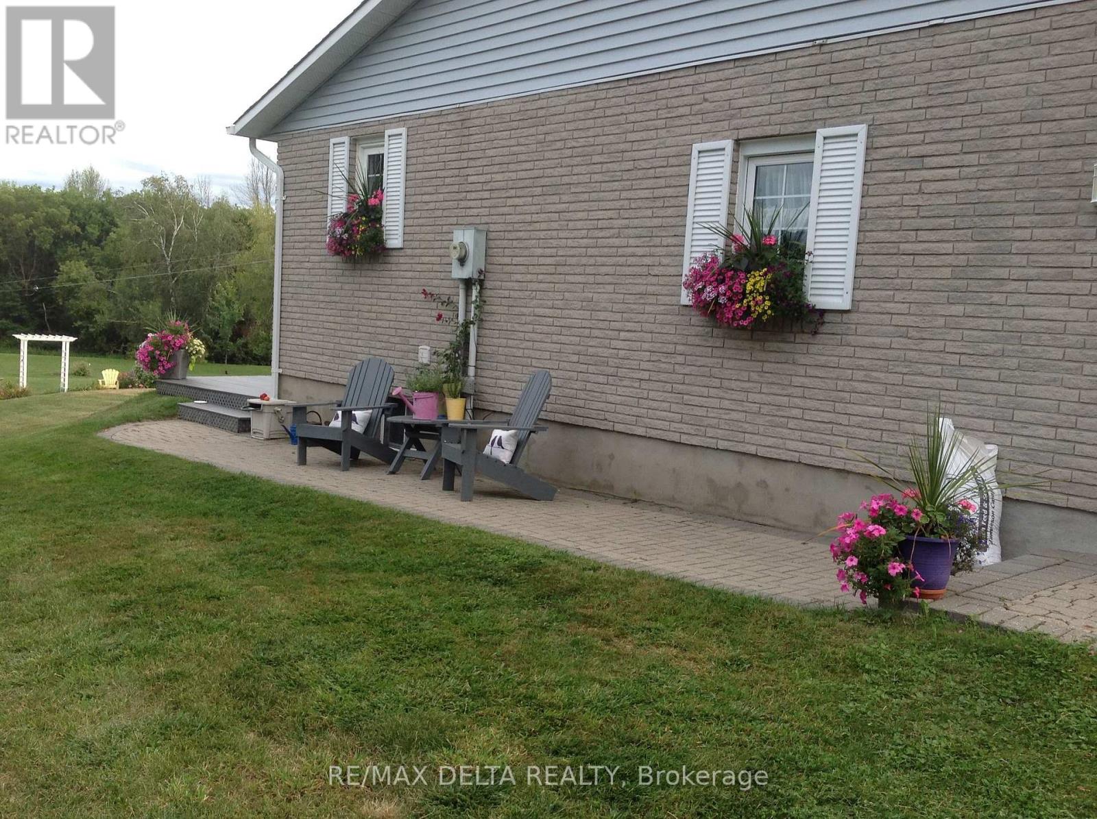 10532 Main Street, North Dundas, Ontario  K0E 1W0 - Photo 50 - X12928280