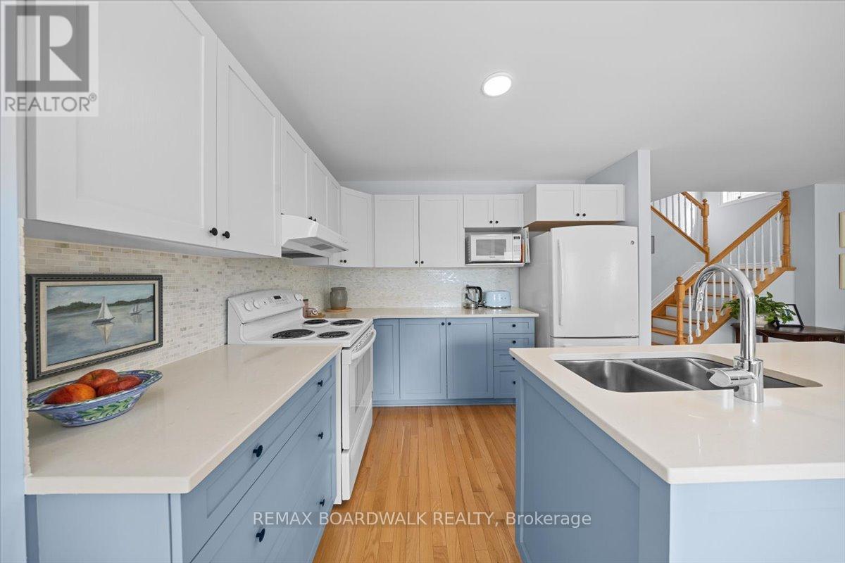 617 Capuchon Way, Ottawa, Ontario  K4A 0W2 - Photo 14 - X12928442