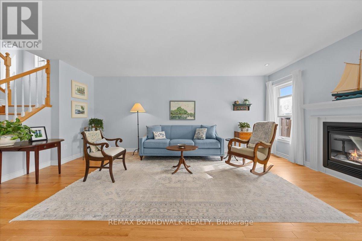 617 Capuchon Way, Ottawa, Ontario  K4A 0W2 - Photo 9 - X12928442