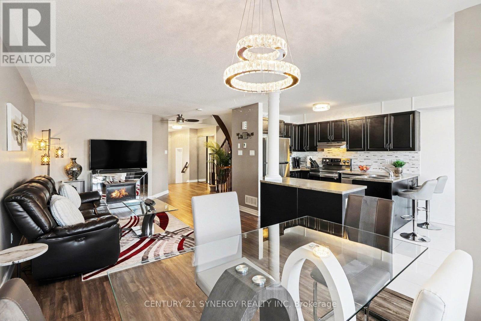 114 Silvermoon Crescent, Ottawa, Ontario  K4A 0P9 - Photo 8 - X12928472