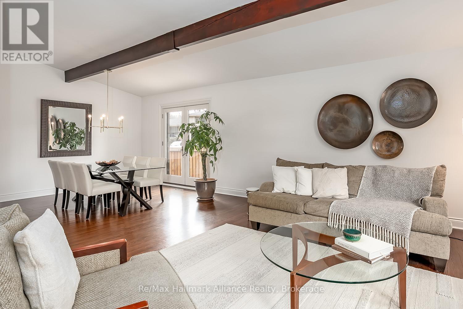 8 Silverthorne Bush Drive, Toronto, Ontario  M9C 2X5 - Photo 11 - W12928376