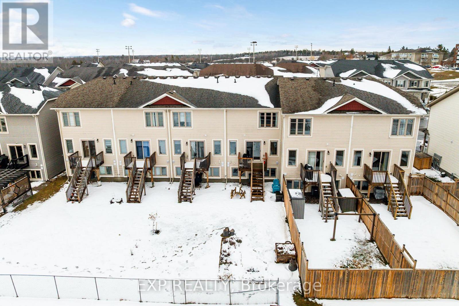 526 Stanley Brothers Street, Mississippi Mills, Ontario  K0A 1A0 - Photo 36 - X12927406