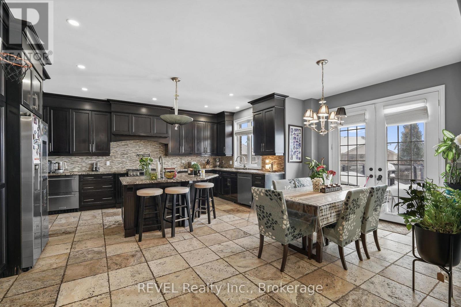 6600 Richard Crescent, Niagara Falls, Ontario  L2H 0A9 - Photo 16 - X12928404