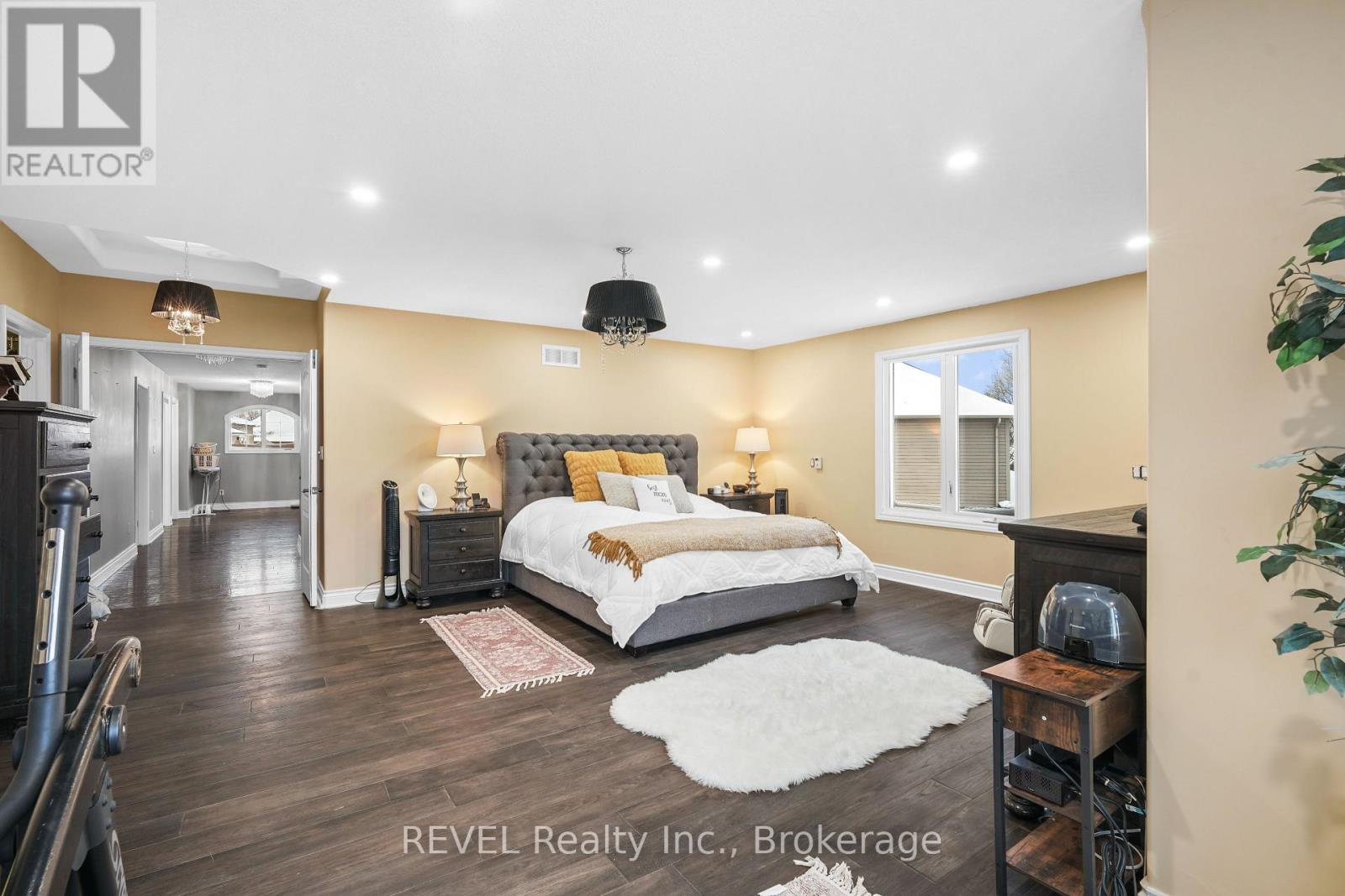 6600 Richard Crescent, Niagara Falls, Ontario  L2H 0A9 - Photo 31 - X12928404