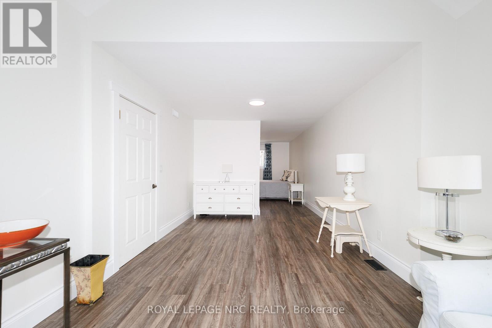 46 Shakespeare Avenue, Niagara-On-The-Lake, Ontario  L0S 1J0 - Photo 11 - X12928416