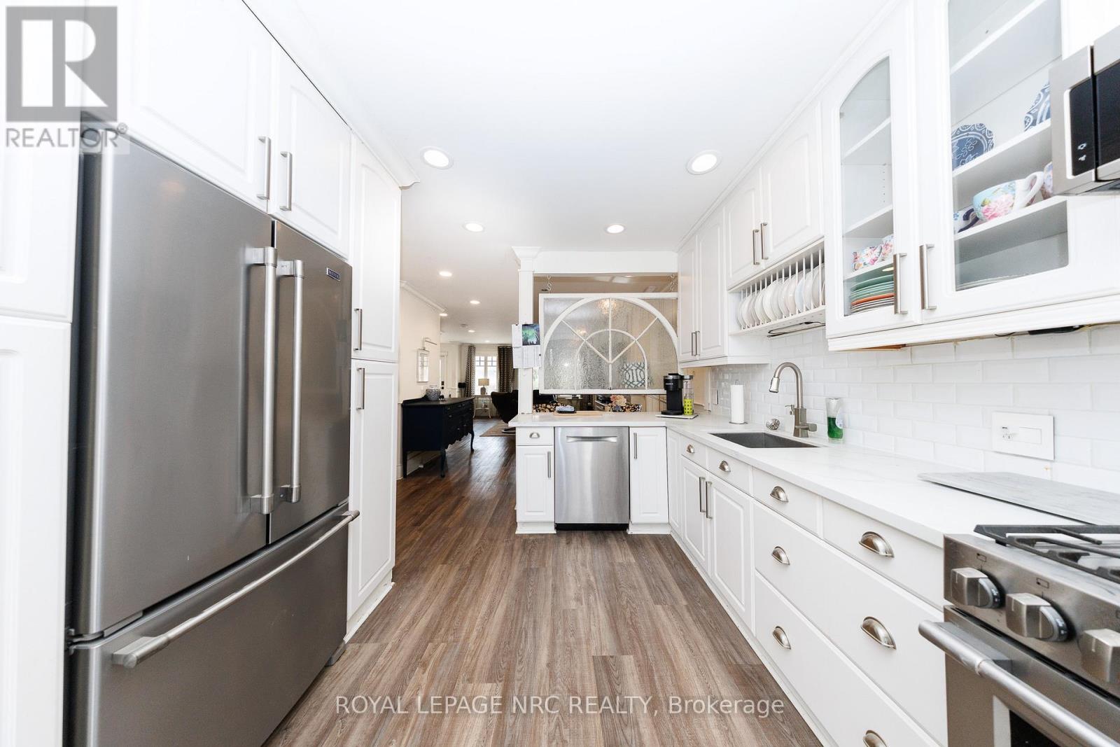 46 Shakespeare Avenue, Niagara-On-The-Lake, Ontario  L0S 1J0 - Photo 24 - X12928416