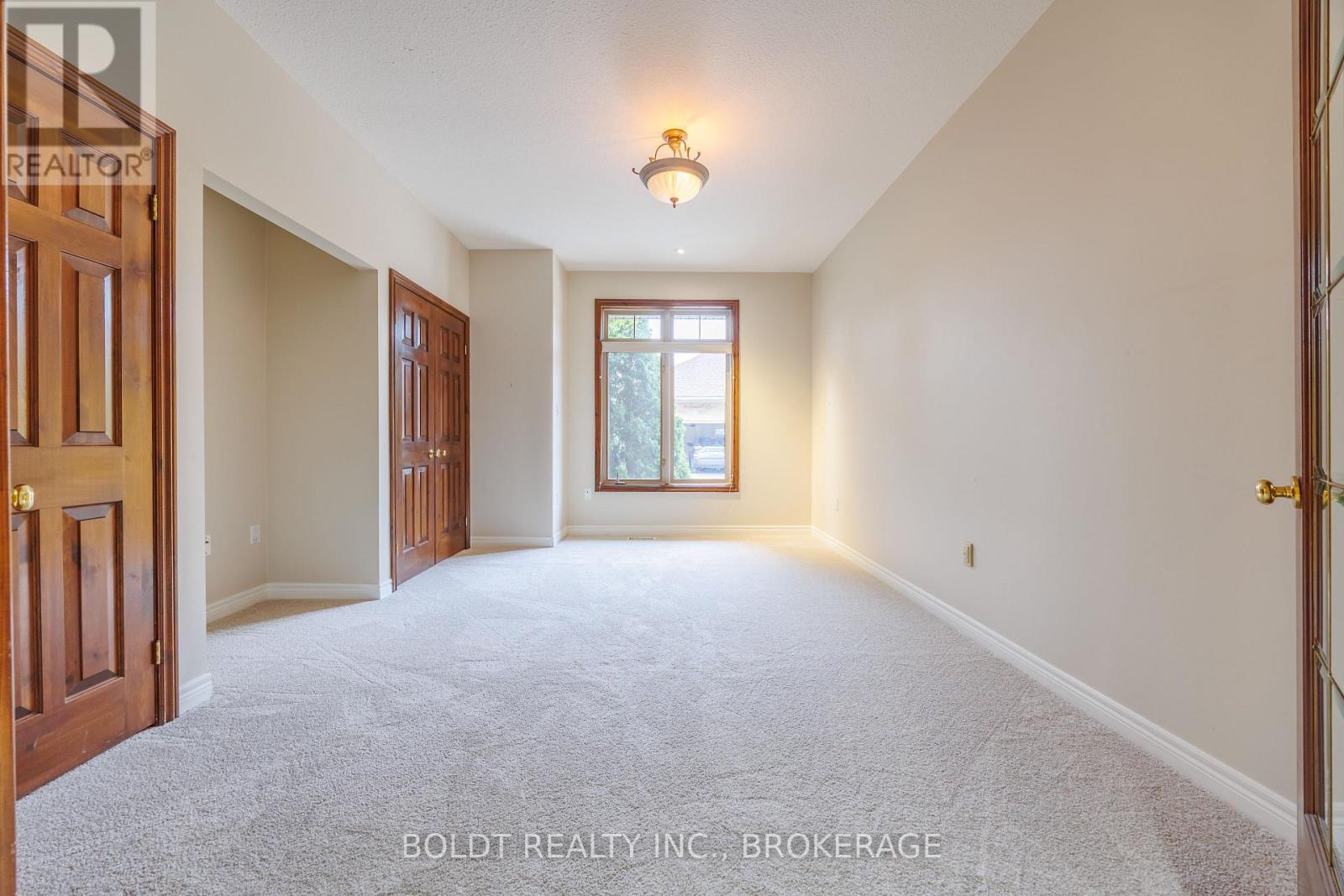 6 - 139 Glendale Avenue, St. Catharines, Ontario  L2T 2K2 - Photo 19 - X12928458