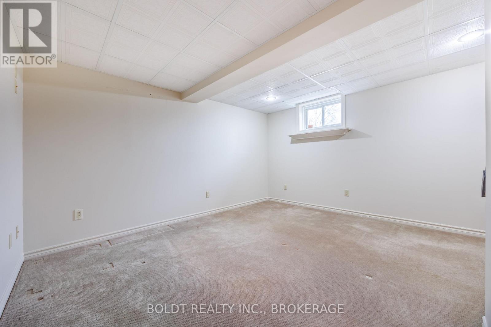 6 - 139 Glendale Avenue, St. Catharines, Ontario  L2T 2K2 - Photo 21 - X12928458