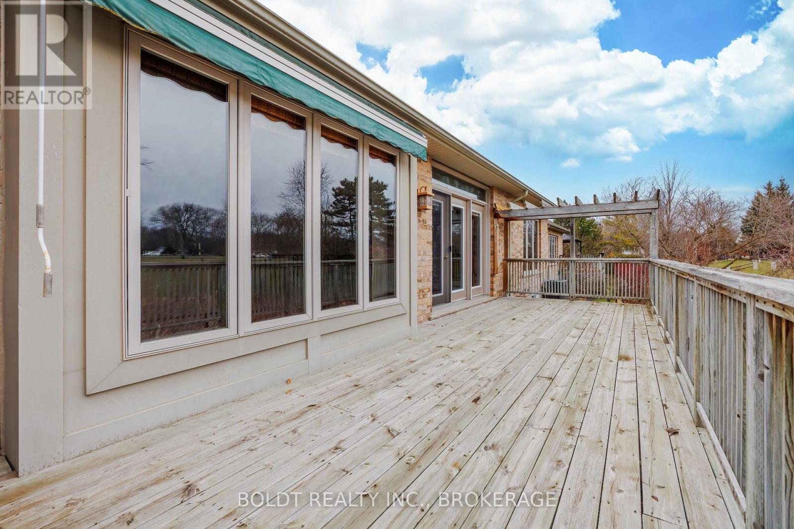 6 - 139 Glendale Avenue, St. Catharines, Ontario  L2T 2K2 - Photo 29 - X12928458