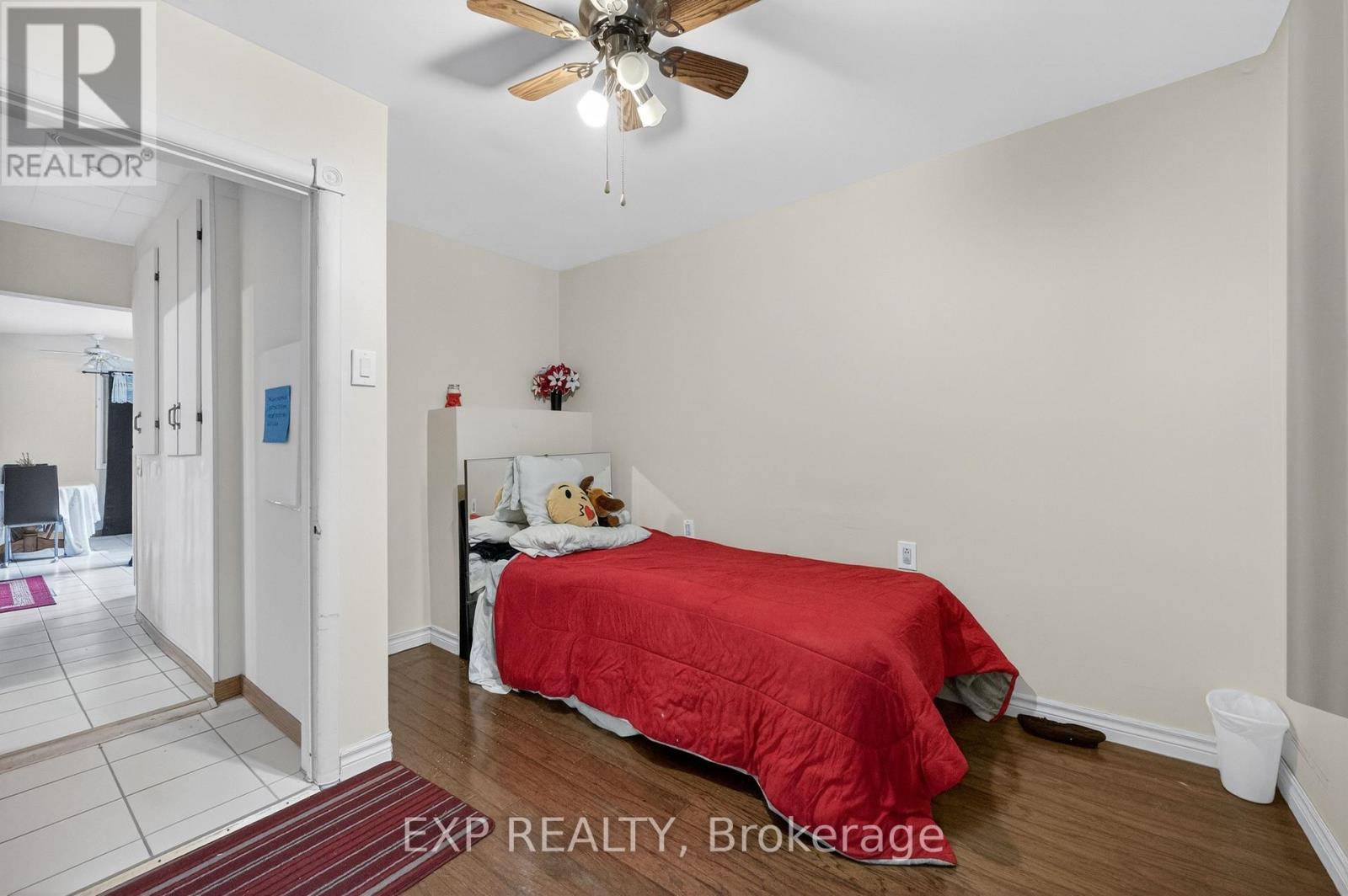 150 Crowland Avenue, Welland (Lincoln/crowland), Ontario  L3B 1X3 - Photo 15 - X12928466