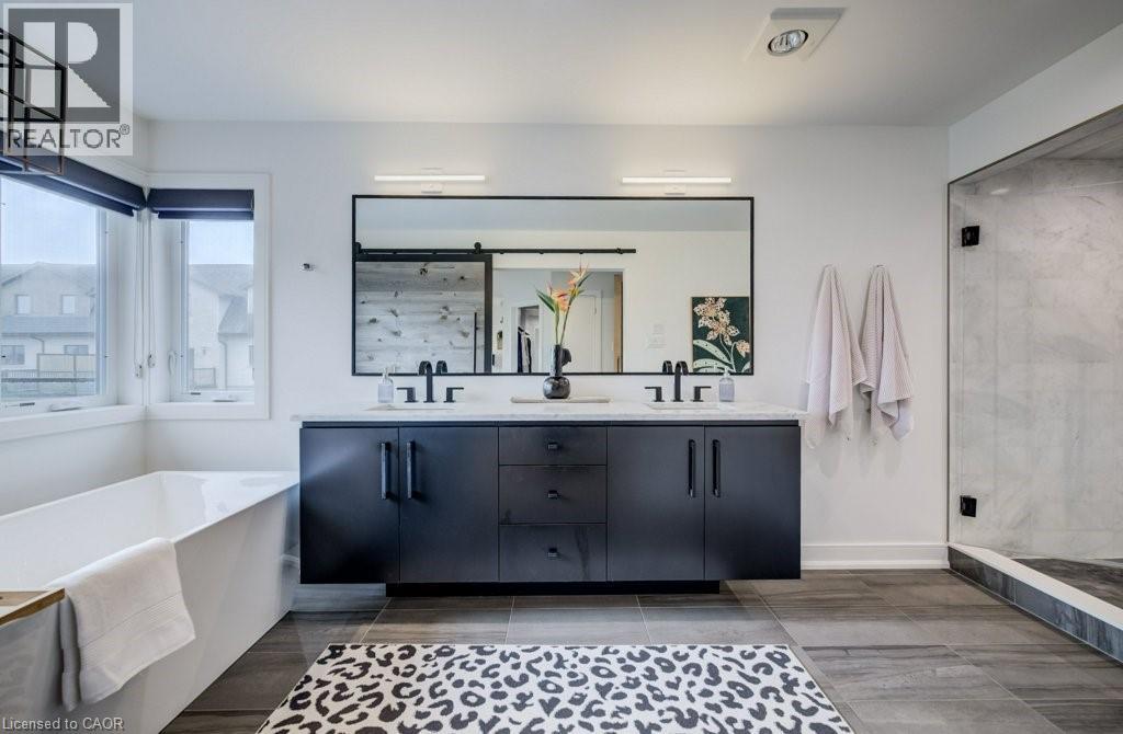 204 Carriage Way, Waterloo, Ontario  N2K 0C6 - Photo 4 - 40803937