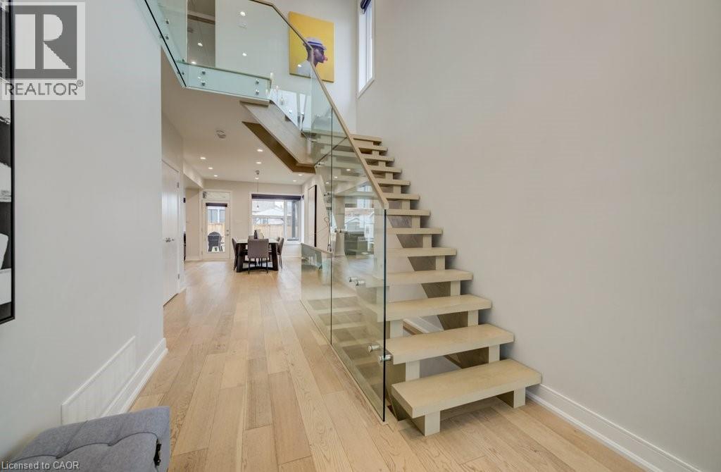 204 Carriage Way, Waterloo, Ontario  N2K 0C6 - Photo 6 - 40803937