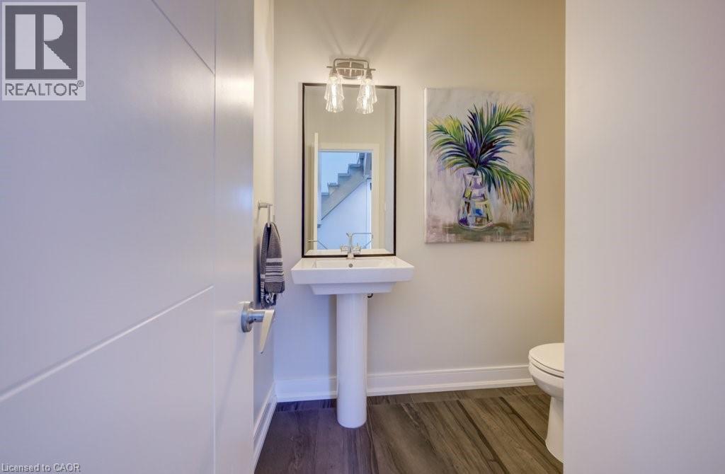 204 Carriage Way, Waterloo, Ontario  N2K 0C6 - Photo 8 - 40803937