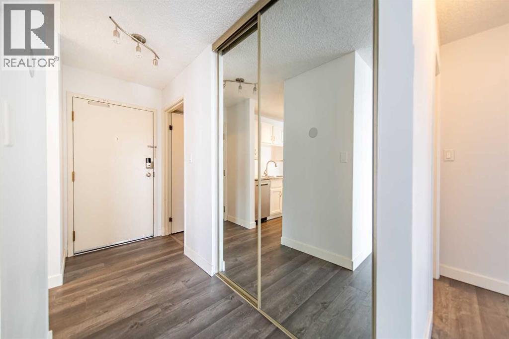 712, 8604 48 Avenue Nw, Calgary, Alberta  T2B 5E6 - Photo 2 - A2288798