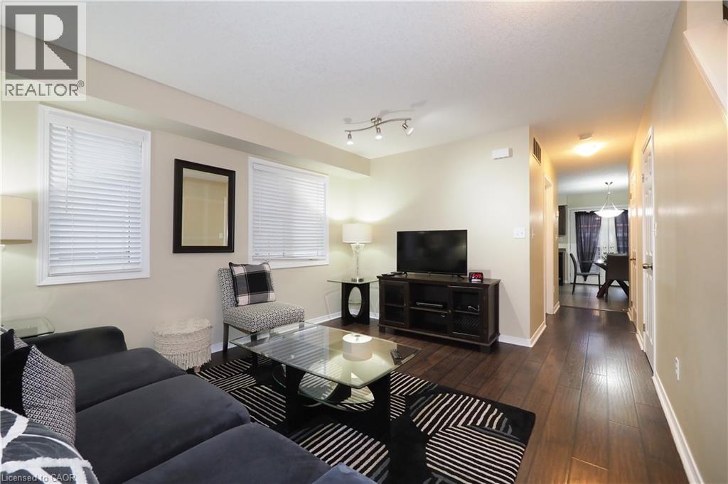240 Westmeadow Drive Unit# 12b, Kitchener, Ontario  N2N 0A1 - Photo 4 - 40813507