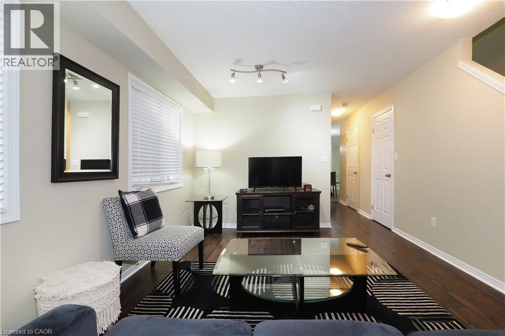 240 Westmeadow Drive Unit# 12b, Kitchener, Ontario  N2N 0A1 - Photo 5 - 40813507