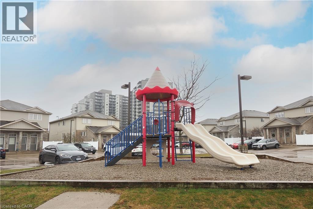 240 Westmeadow Drive Unit# 12b, Kitchener, Ontario  N2N 0A1 - Photo 30 - 40813507