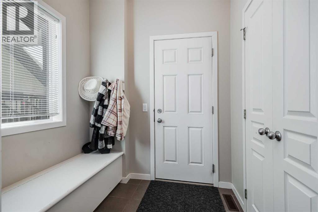 311 Reunion Green NW, Airdrie, Alberta  T4B 3W4 - Photo 11 - A2296062