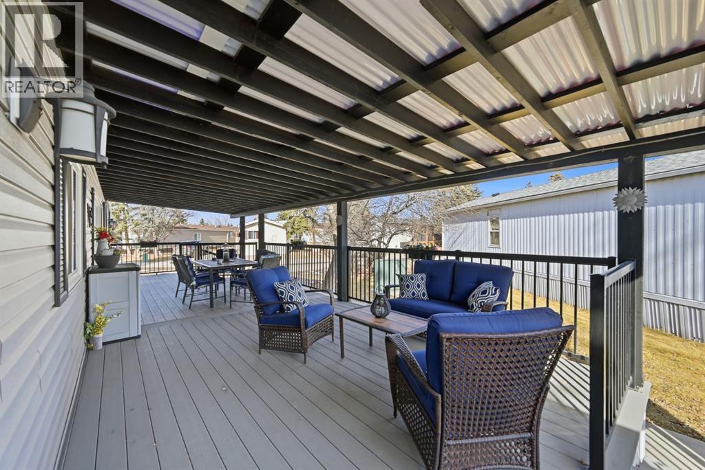 342 Burroughs Circle Ne, Calgary, Alberta  T1Y 6K3 - Photo 8 - A2296130