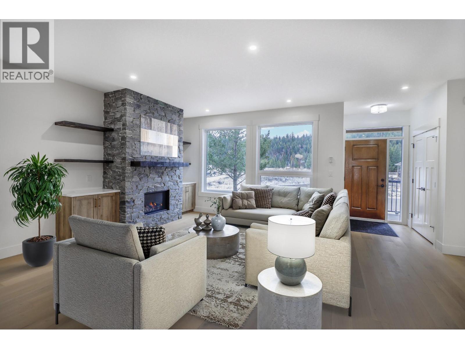 128 Shadow  Mountain Boulevard, Cranbrook, British Columbia  V1C 0C6 - Photo 5 - 10371051